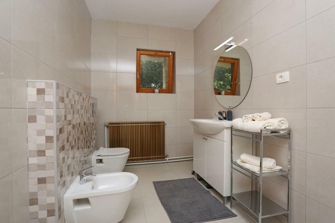 דירות לאבין House Pauline מראה חיצוני תמונה