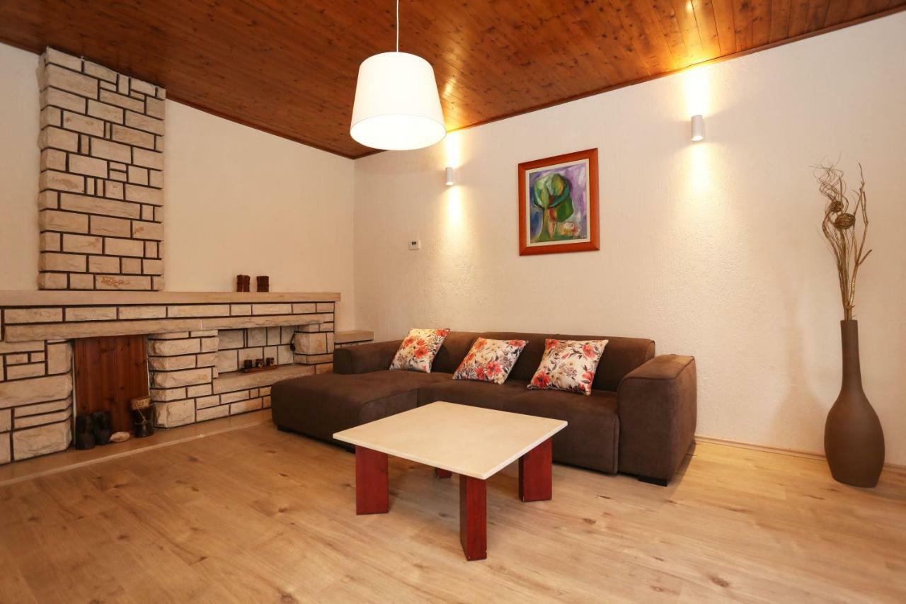 דירות לאבין House Pauline מראה חיצוני תמונה
