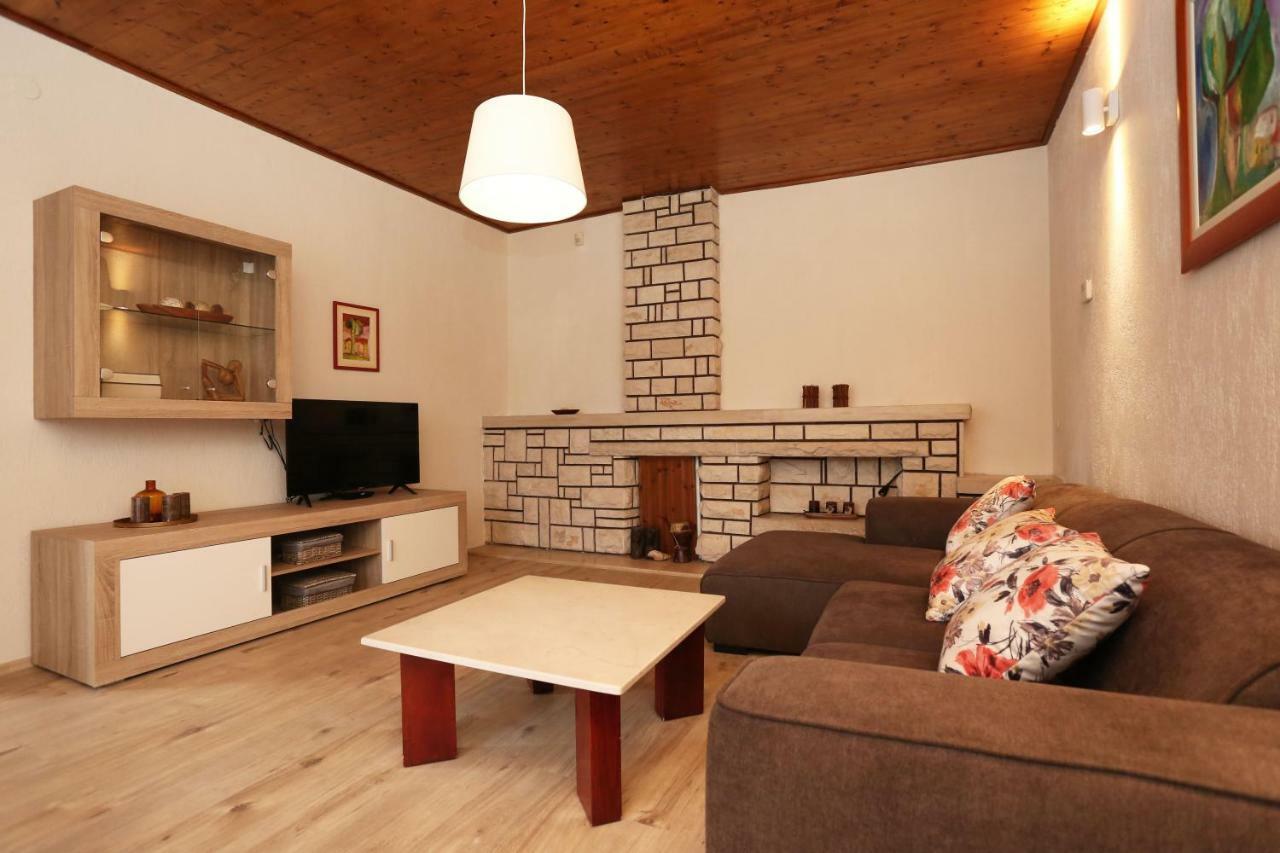 דירות לאבין House Pauline מראה חיצוני תמונה